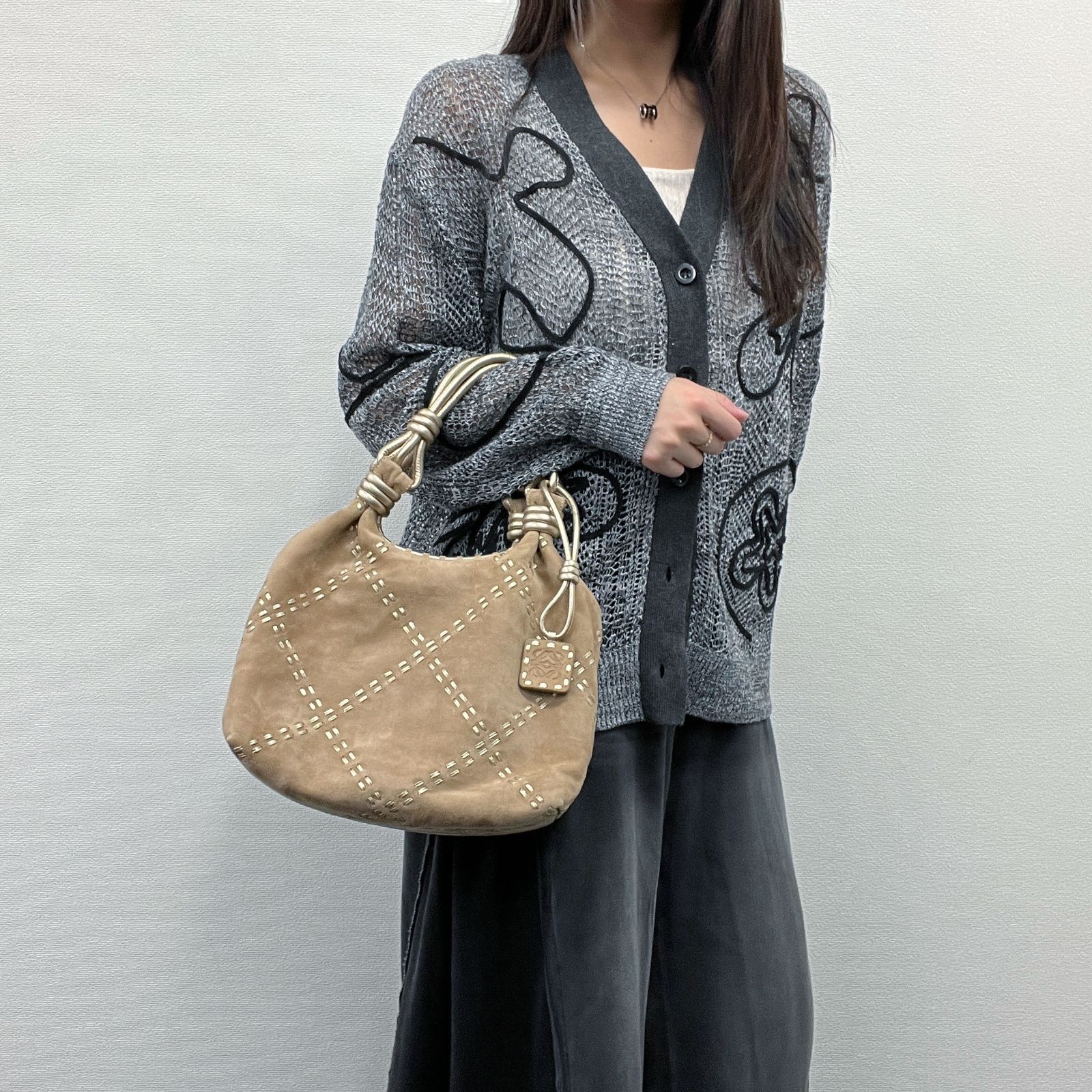 中古】LOEWE ロエベ アナグラム ハンドバッグ ベージュ スエード