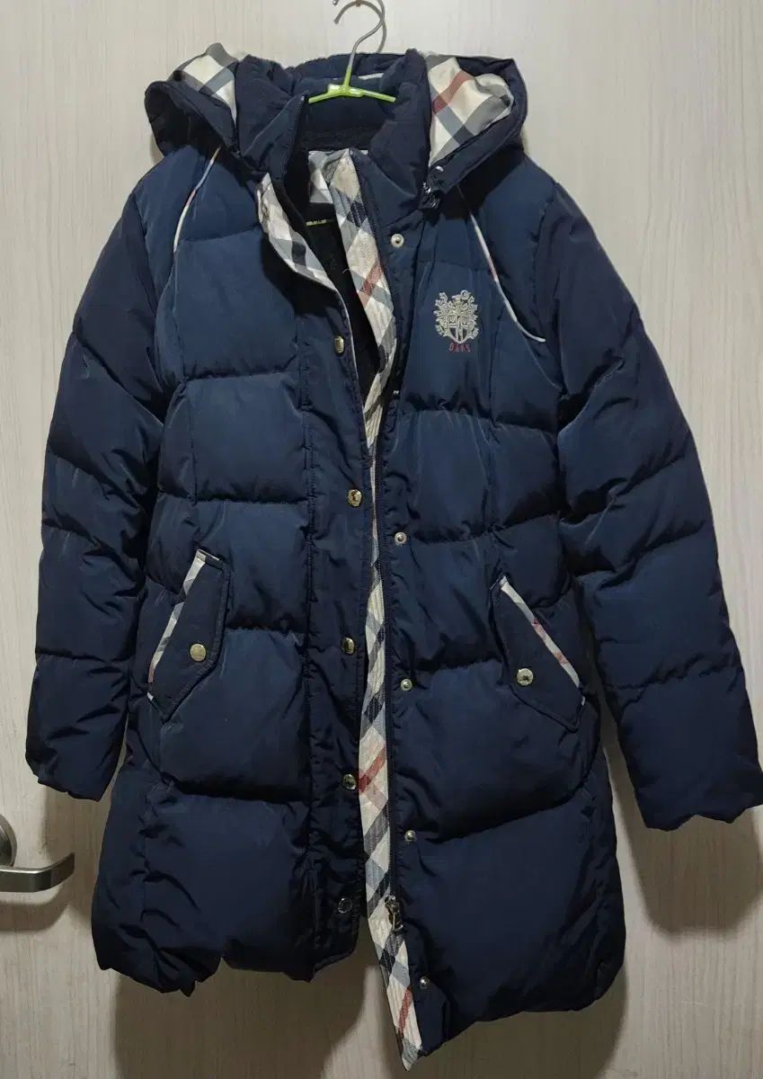 DAKS ネイビー ダウンジャケット DAKS ネイビー CHECK ダウンジャケット ロング丈 - メルカリ