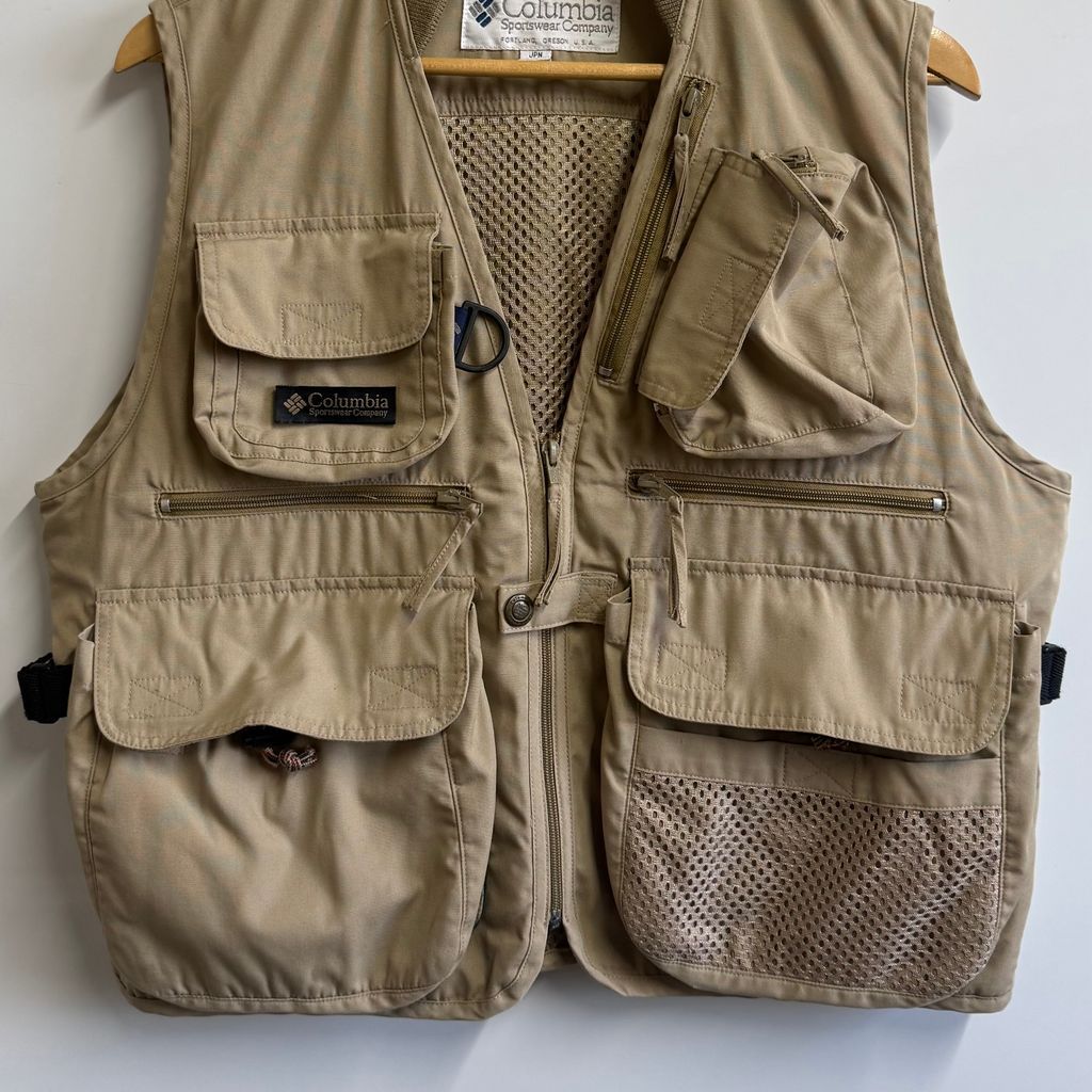 ※古着 90s Columbia メッシュフィッシングベスト ベージュ Ｍサイズ 古着 90s Columbia メッシュフィッシングベスト ベージュ Mサイズ