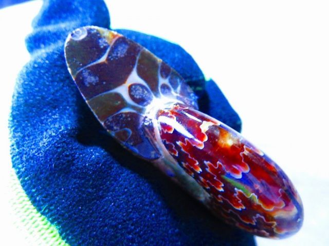 何万個の中の一個☆上級贅品☆天然マダガスカル産 オパール