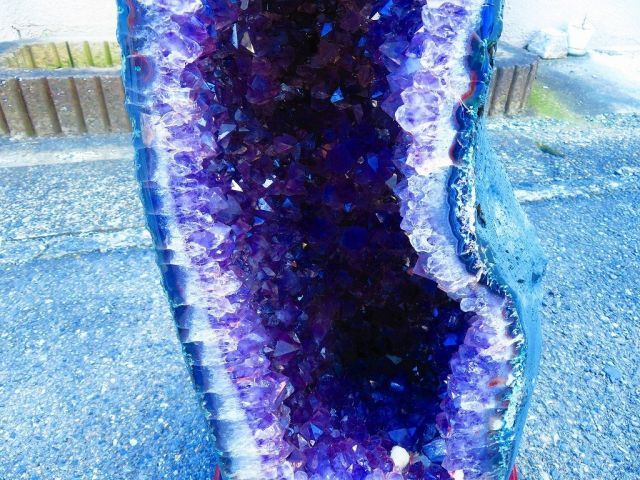 ウルグアイ産超強パワー☆超迫力☆ウルグアイ産☆濃い濃い天然水晶宝石