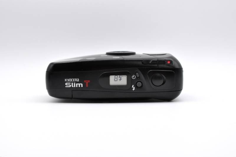 動作OK】KYOCERA Slim T CarlZeiss Tessar 35mm ブラック コンパクト