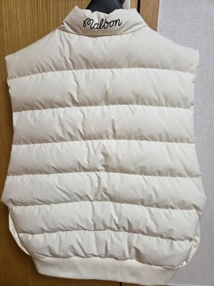 マルボン ゴルフ Malbon ホワイト ダウンベスト レディース 新品マルポンMALBONゴルフレディースダウンベスト 人気秋冬 マルボン