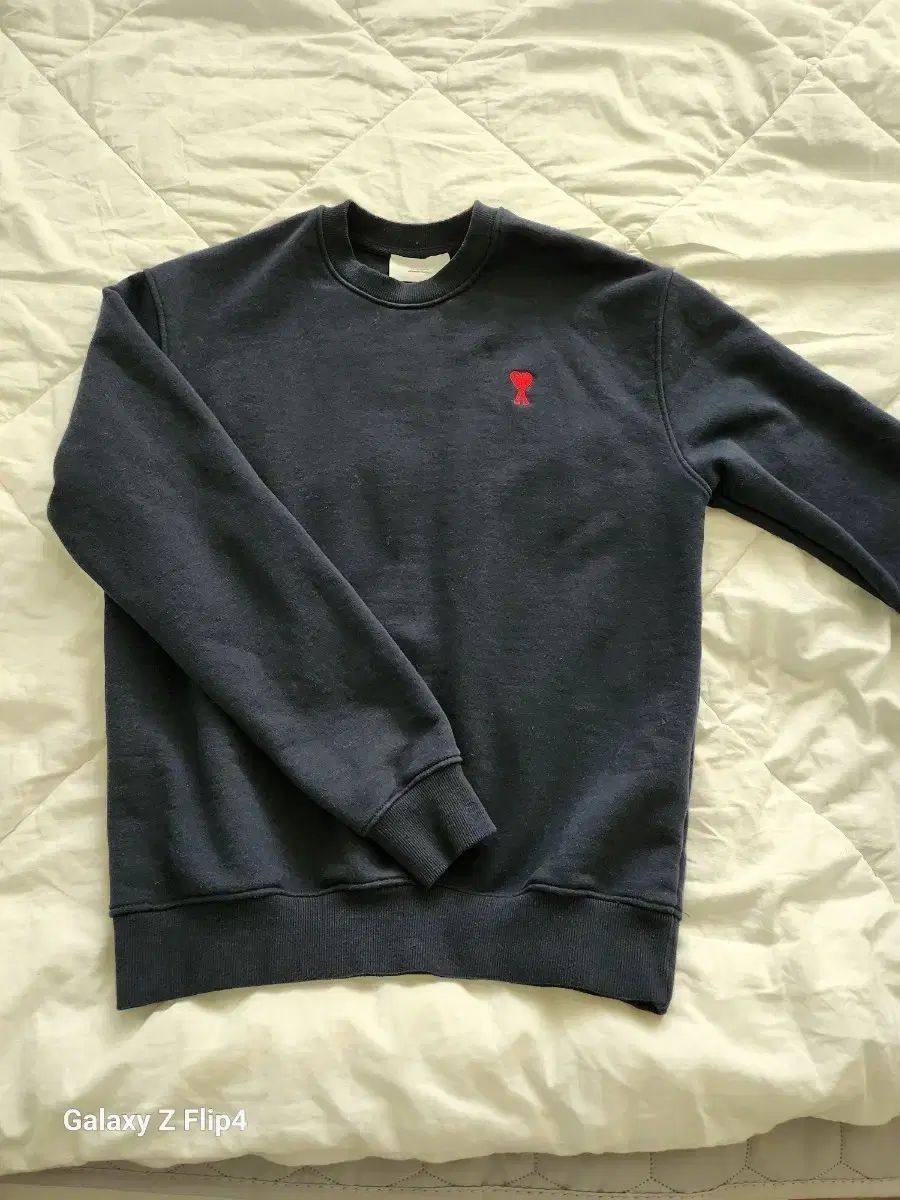 アミ スモール ハート ロゴ ネイビー スウェット s 良い AMIアミ