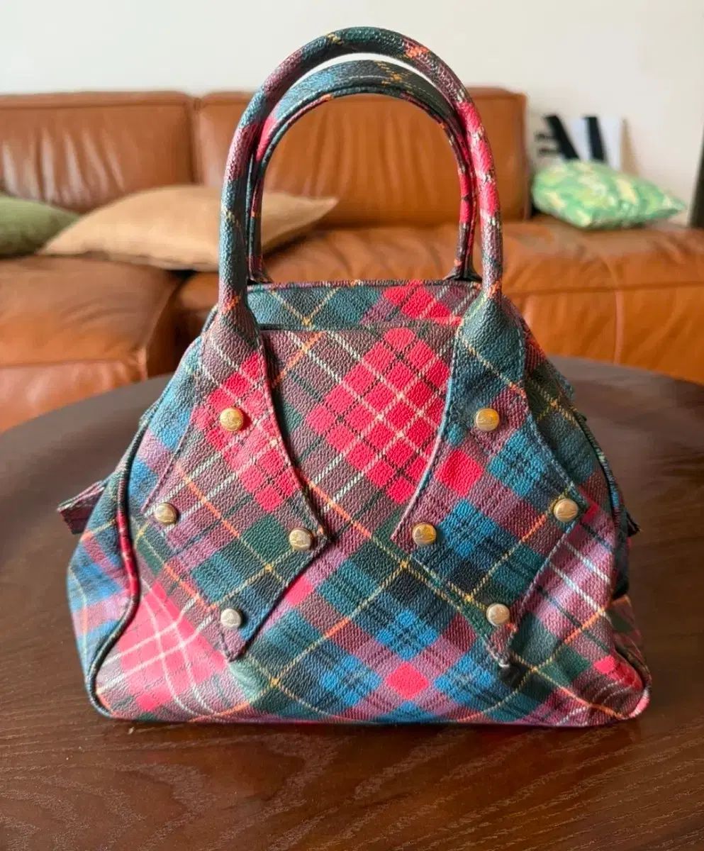 VIVIENNE WESTWOOD チェック トートバッグ - メルカリ