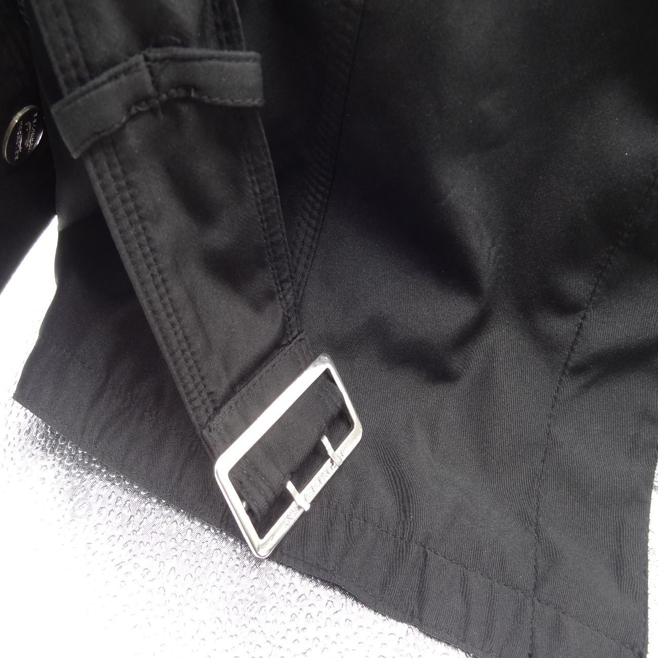 良い BURBERRY トレンチコート ノバチェック ブラック アウター ベルト