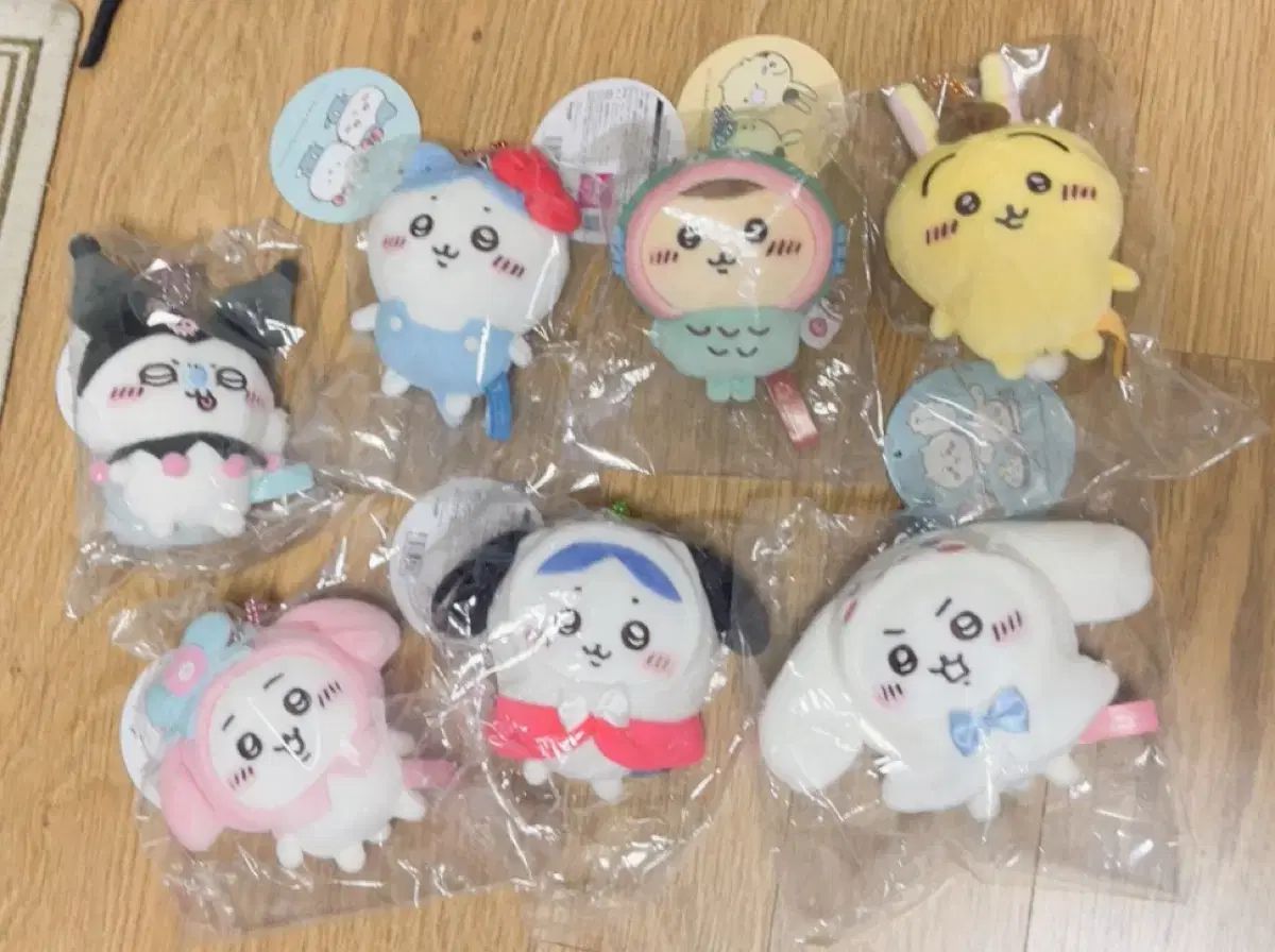 ちいかわ×サンリオキャラクターズ ぷちミニフードマスコット ちいかわ 