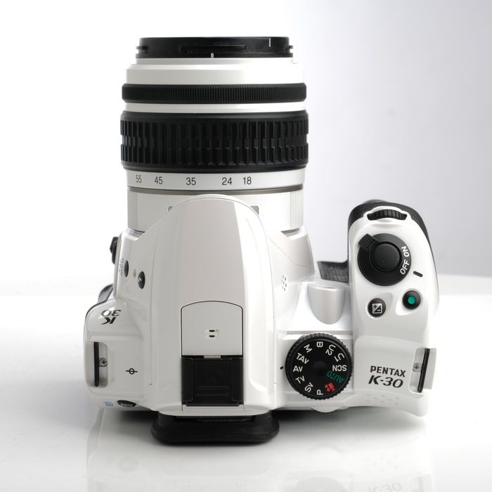 デジタルカメラ PENTAX K-30 K-30 WHITE Amazon | PENTAX デジタル一眼レフカメラ K-30 ボディ クリスタル