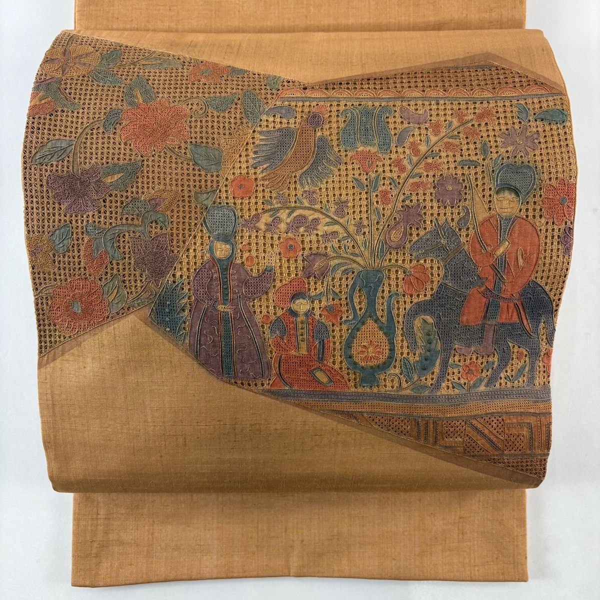 袋帯 名品 結城紬地 人物 花唐草 刺繍 金彩 薄オレンジ お太鼓柄 正絹 