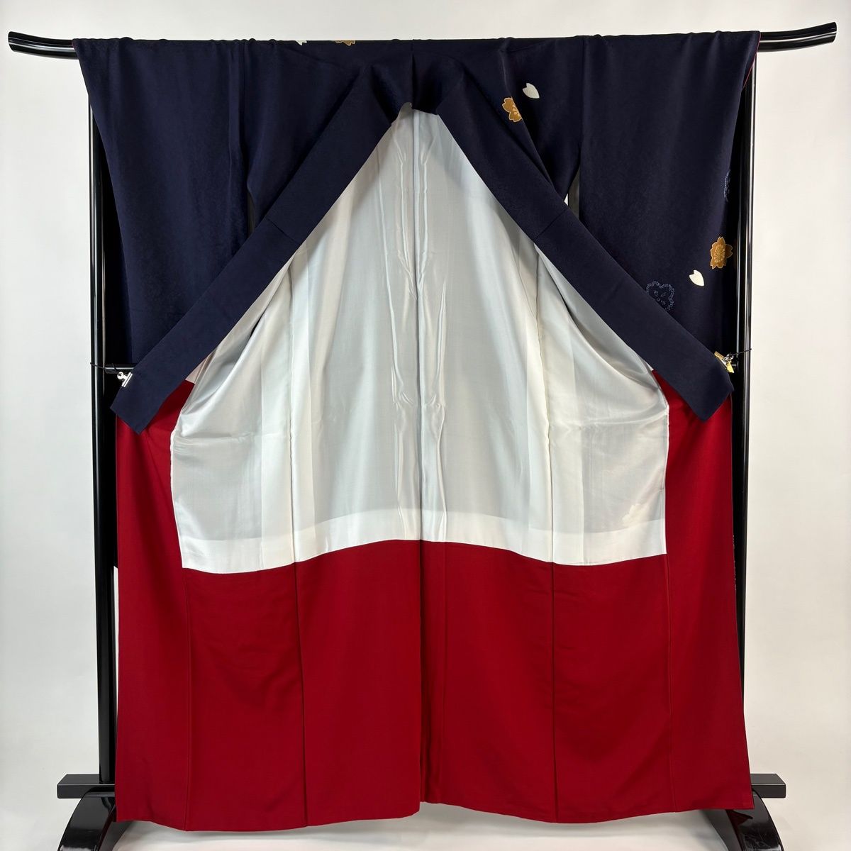 振袖 身丈165cm 裄丈70cm L 袷 鈴乃屋 桜 糸巻き 箔 金彩 濃紺 正絹 秀