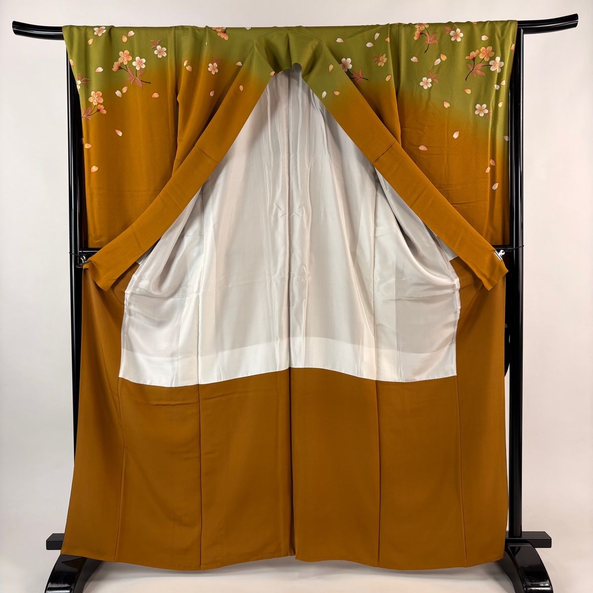美品】 振袖 身丈165.5cm 裄丈70cm L 袷 鈴乃屋 桜 桜の花びら 金彩
