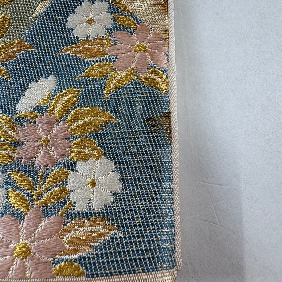 ZF-1141 袋帯 作家物 落款 刺繍 金箔 太鼓柄 正絹 逸品 美品】 袋帯 逸品 誉田屋源兵衛 落款 夢雅 唐草 箔 金茶 お太鼓柄 正絹