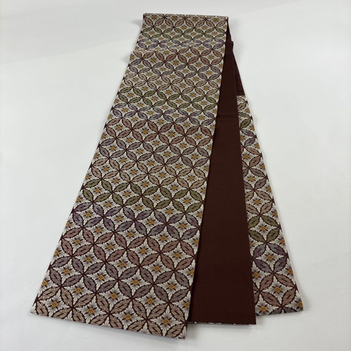 美品】 袋帯 逸品 箔屋清兵衛 落款 西陣織 鳥襷文 茶色 六通 正絹