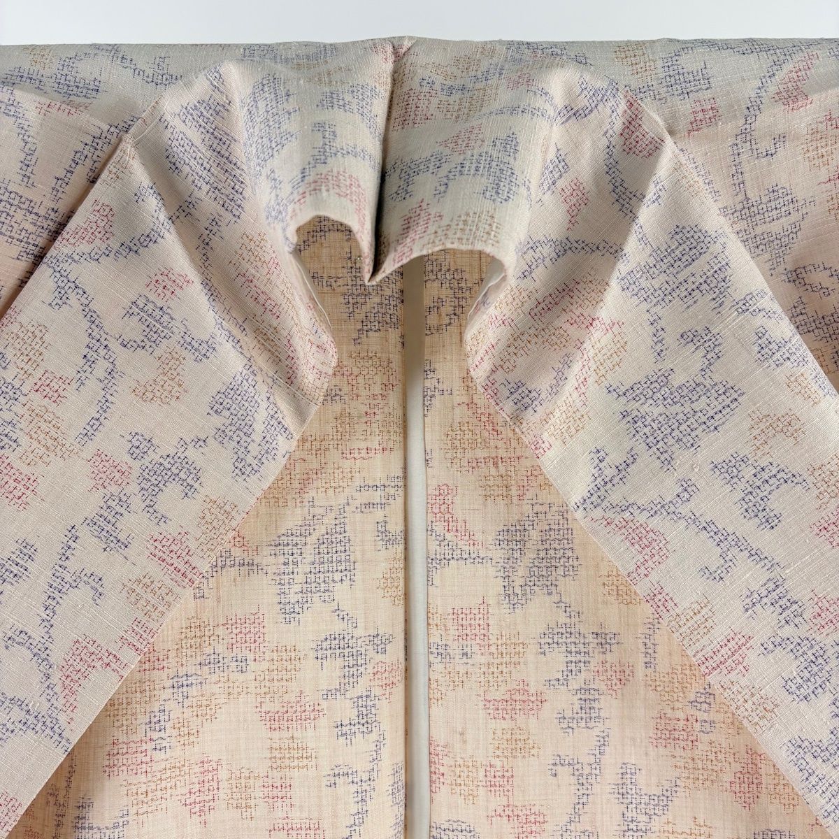 美品】 結城紬 身丈157.5cm 裄丈63.5cm S 単衣 はたおり娘 証紙 花唐草