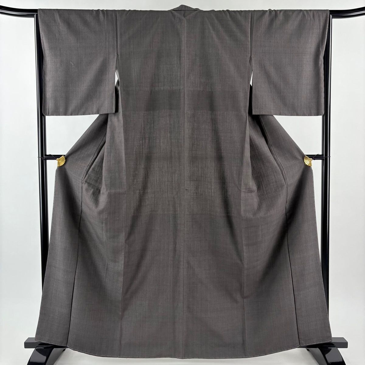 美品】 結城紬 身丈164cm 裄丈66cm M 袷 本場結城紬 井上商事 証紙 灰