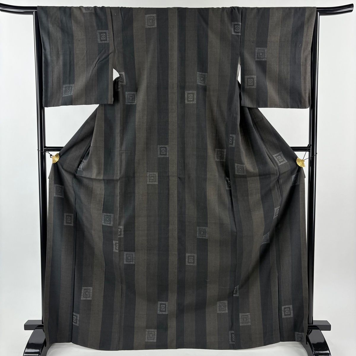 美品】 結城紬 身丈170cm 裄丈67cm M 袷 本場結城紬 河野商店 証紙