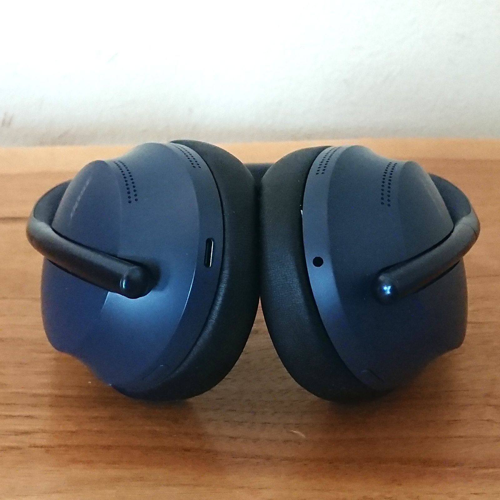 動作確認済】Bose Noise Cancelling Headphones 700 トリプル