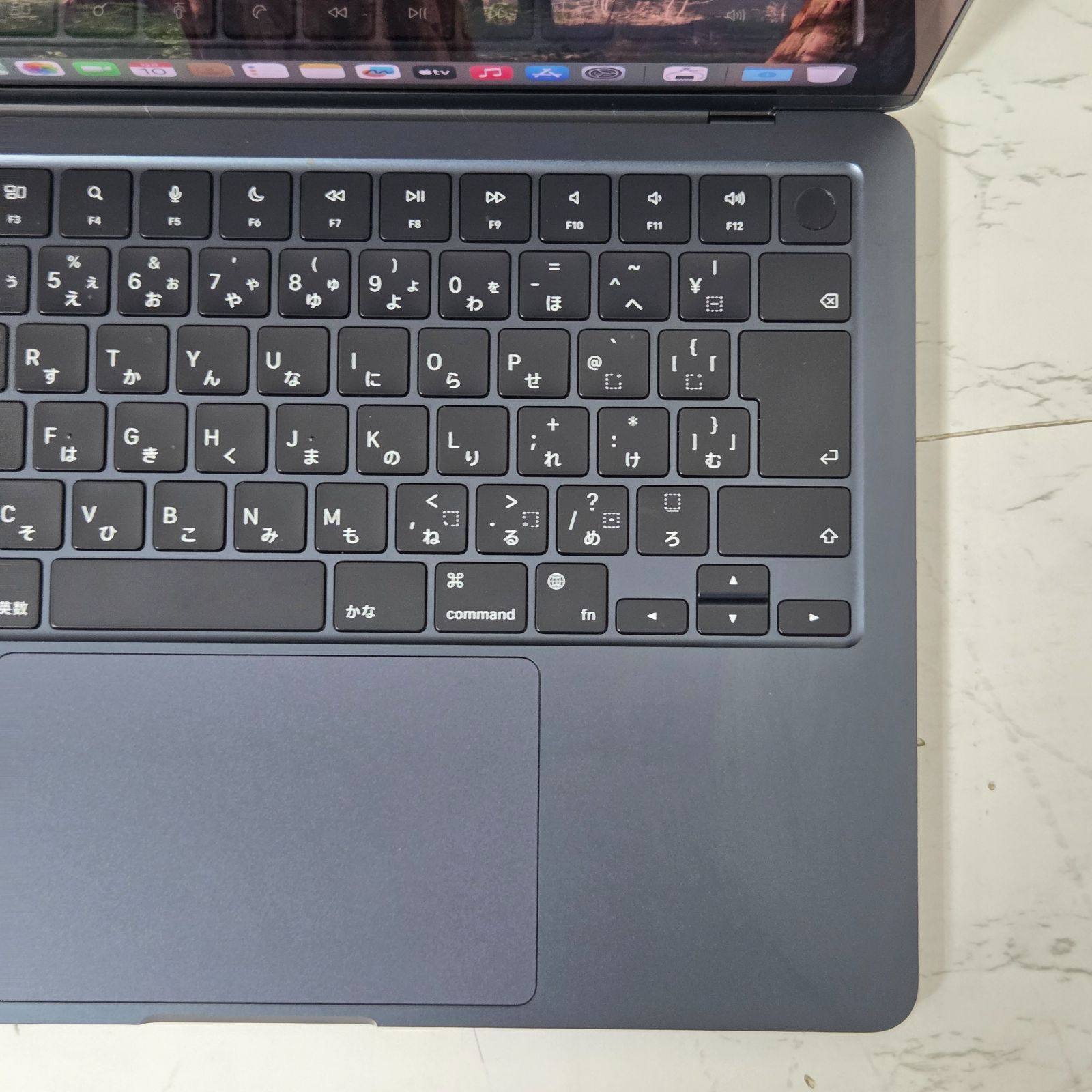 MacBook Air M2 13.6