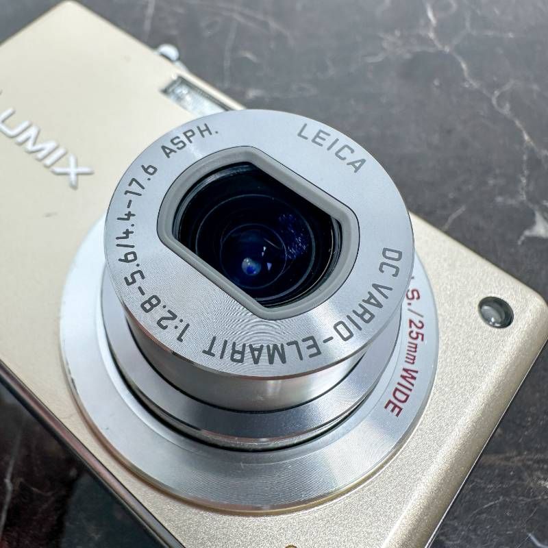 Panasonic 最高 LUMIX DMC-FX35 ゴールド 1010万画素 25mm広角 LEICA