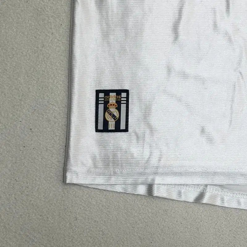 レアル・マドリード 99/00 ホームジャージ　新品未使用 adidas（アディダス） adidas originals トラックトップ Real Madrid