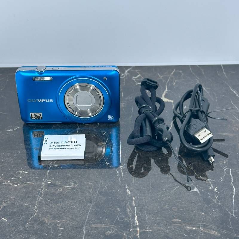 美品】OLYMPUS VG-140 ブルー 1400万画素 26mm広角 光学5倍ズーム HD