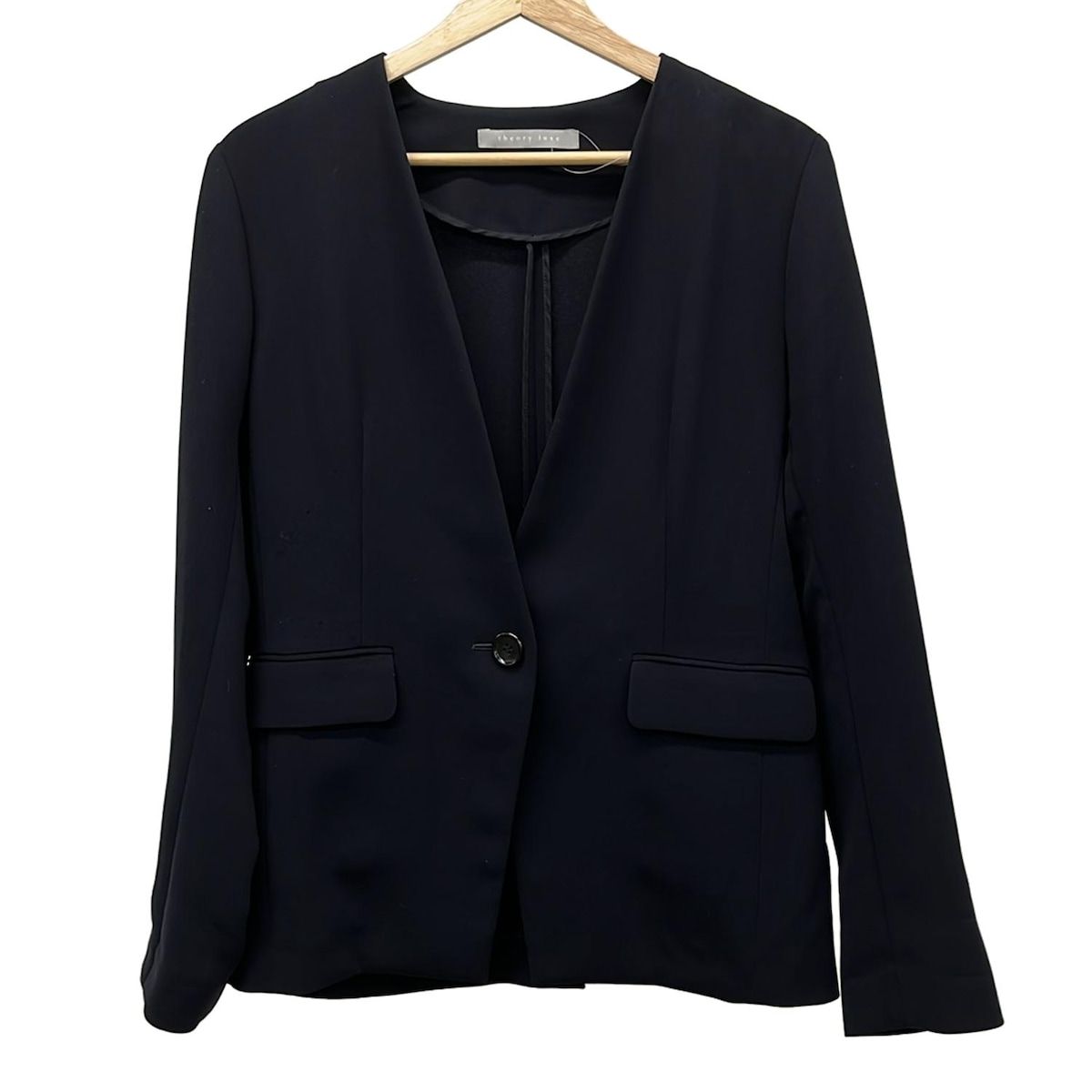 セオリーリュクス　ジャケット　42 theory luxe(セオリーリュクス) ジャケット サイズ42 L レディース