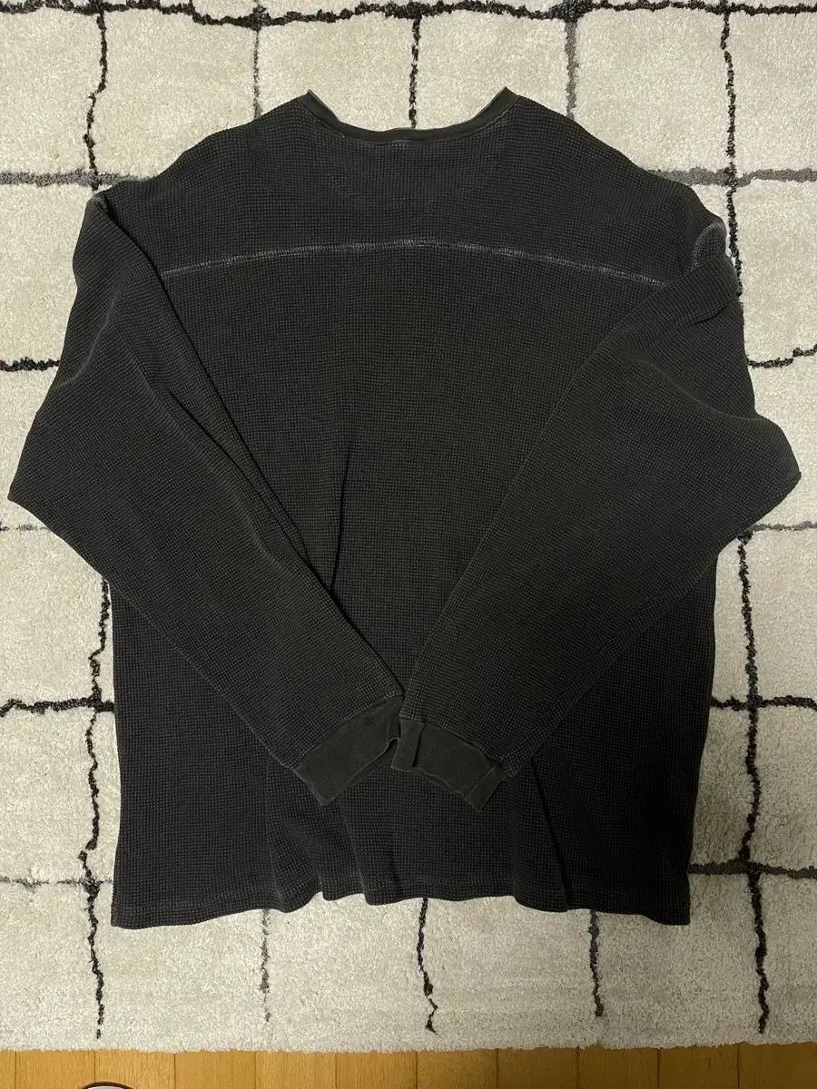 NEWCHEAPCHIC ワッフル ヘンリーネック Tシャツ チャコール 【公式通販】