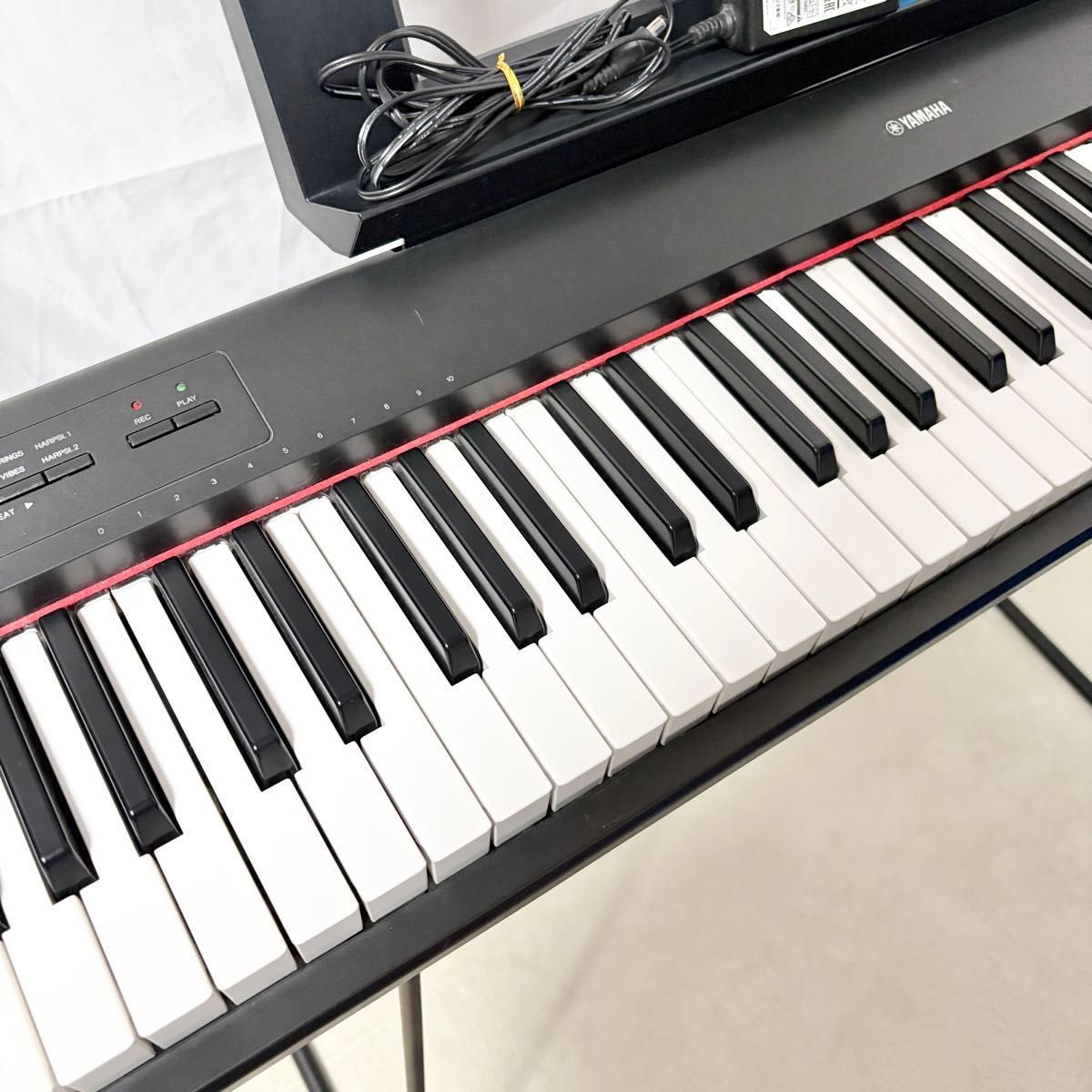 スタンドつき YAMAHA ヤマハ NP-32 piaggero ピアジェーロ 電子ピアノ