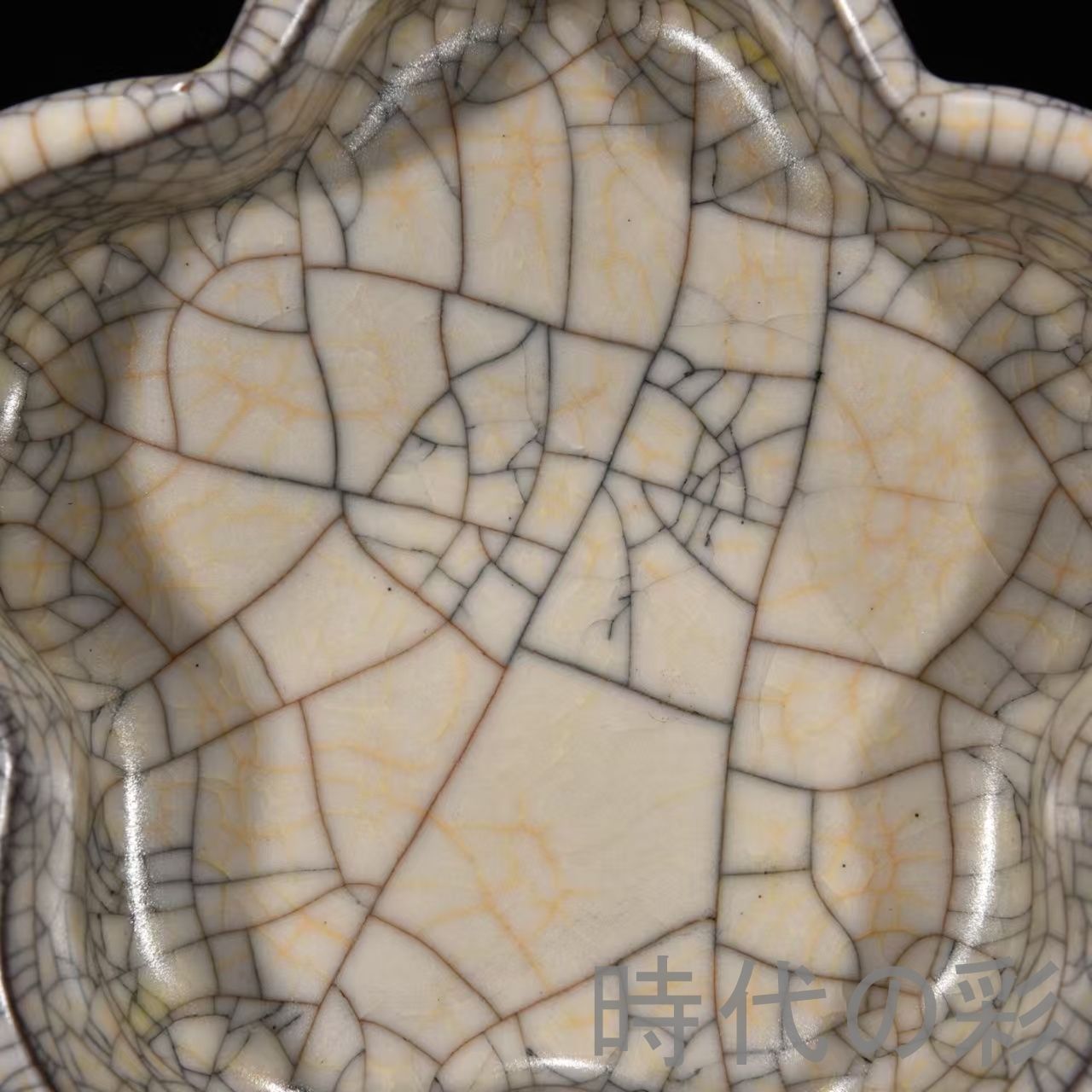 中国古美術【宋時代 哥窯 梅花筆洗】乾隆御題詩紋 官窯 青磁 旧蔵 箱