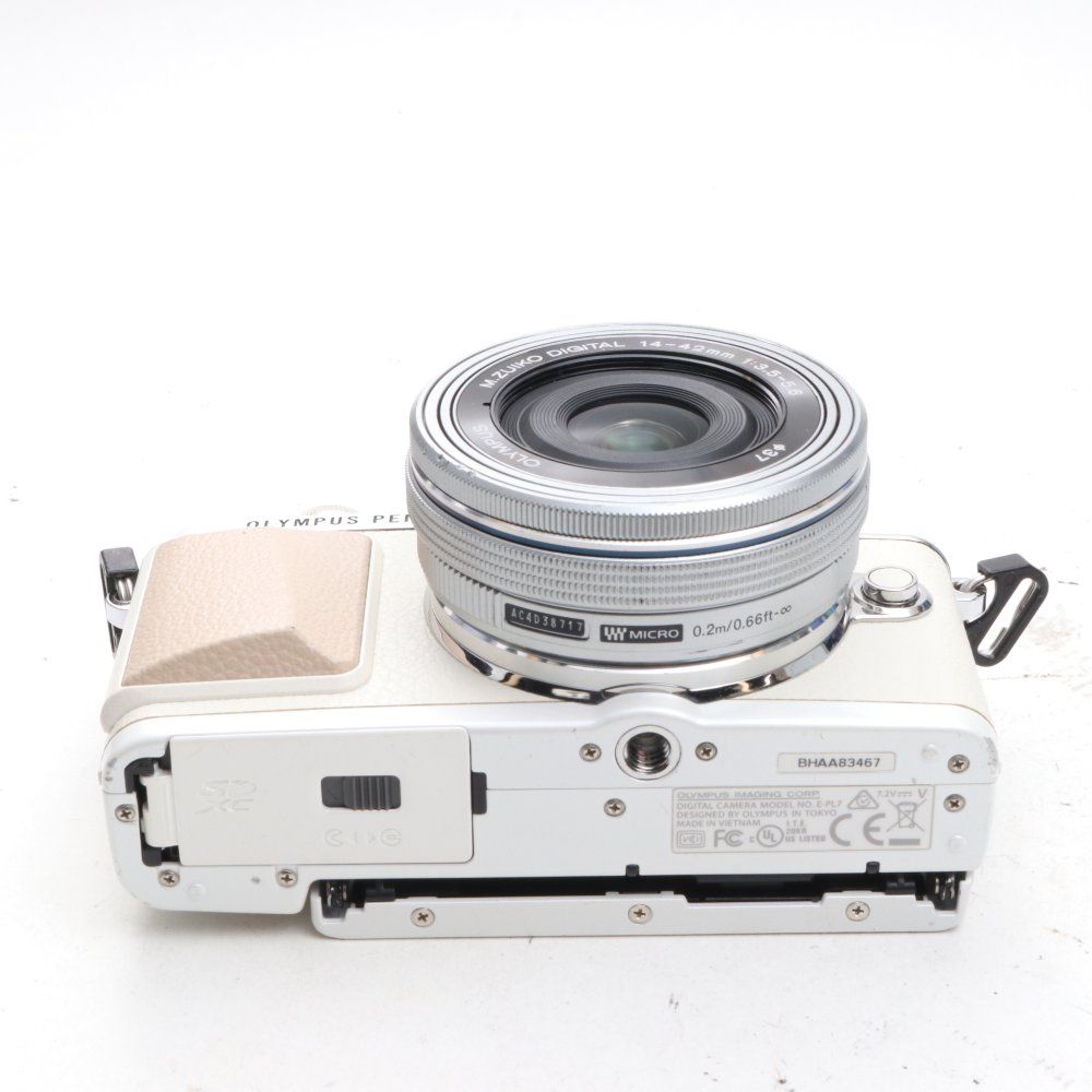OLYMPUS ミラーレス一眼 PEN E-PL7 14-42mm EZレンズキット ホワイト E