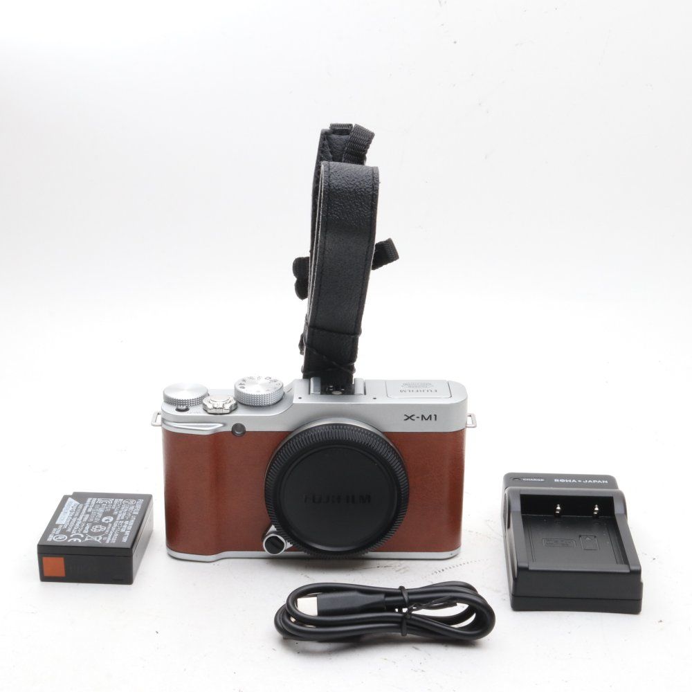 FUJIFILM ミラーレス一眼 ボディ ブラウン FX-X-M1BW - メルカリ