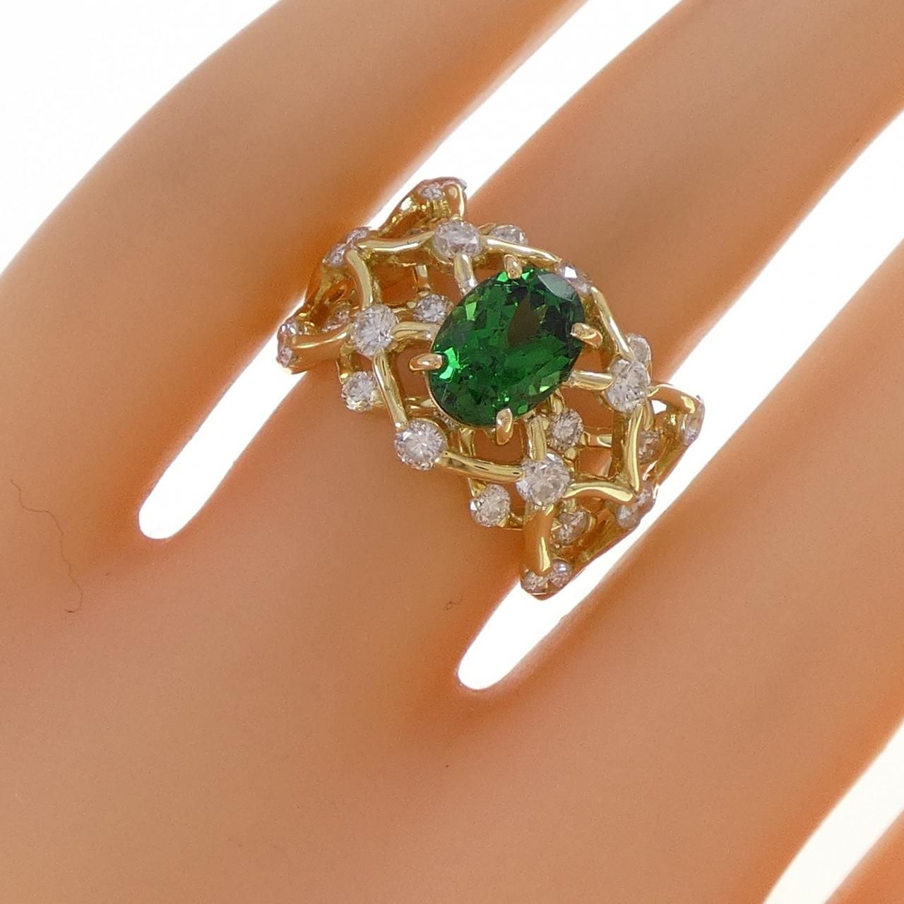 メルカリ市SALE　K18YG カラーチェンジガーネット 9.5号 K18 天然石 ガーネット 18金 リング 指輪 貴金属 - メルカリ