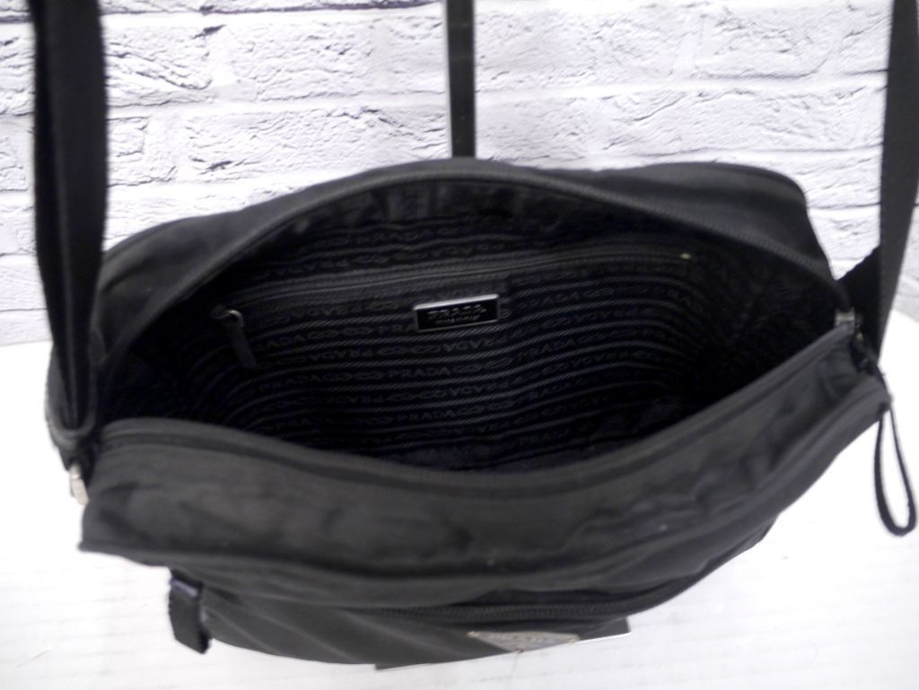 レア◆ PRADA プラダ ナイロンレザー クロスボディ カメラ バッグ ポーチ 美品◇ PRADA プラダ ユニセックス ナイロンxレザー クロスボディ