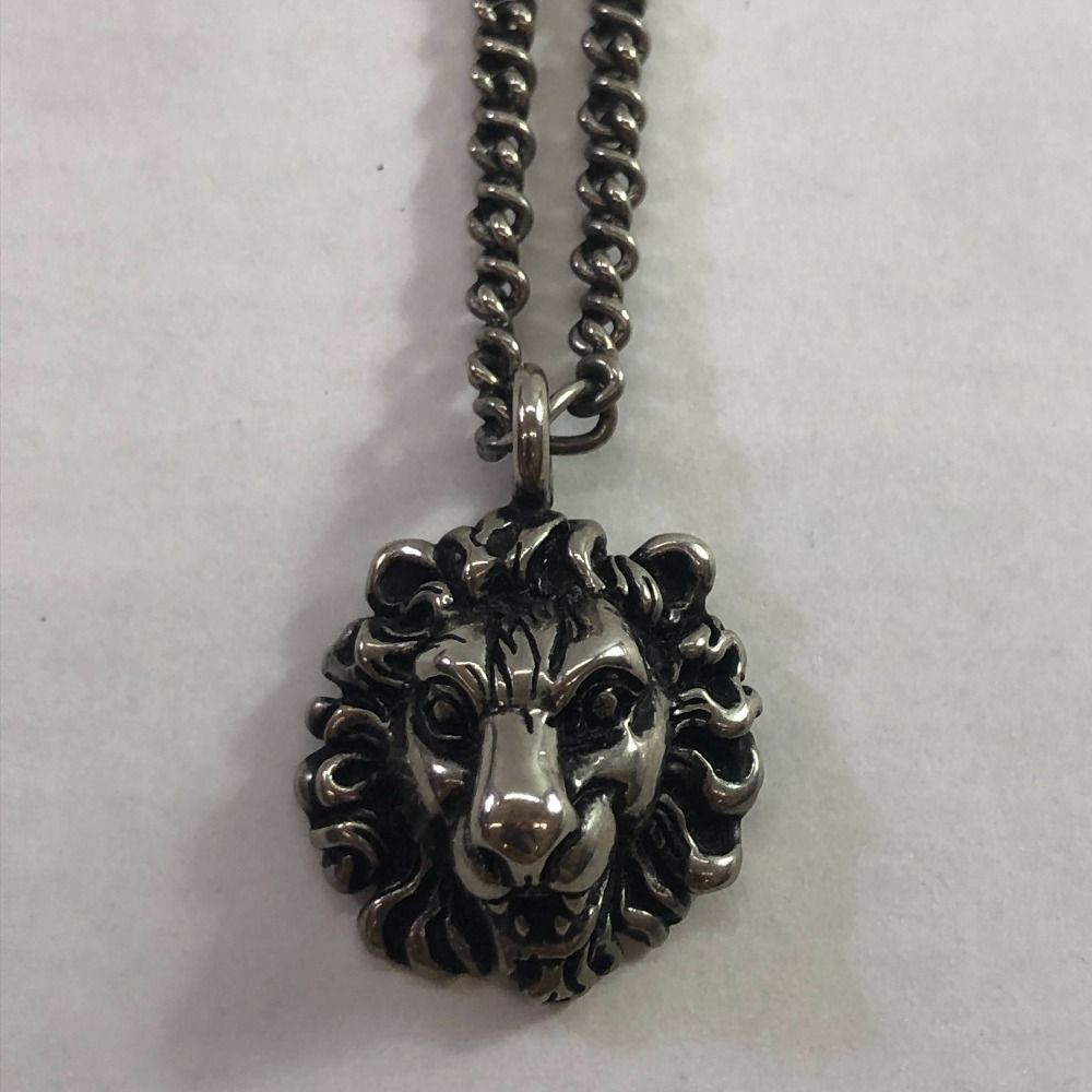 GUCCI シルバー ライオンネックレス GUCCI シルバー ライオンネックレス