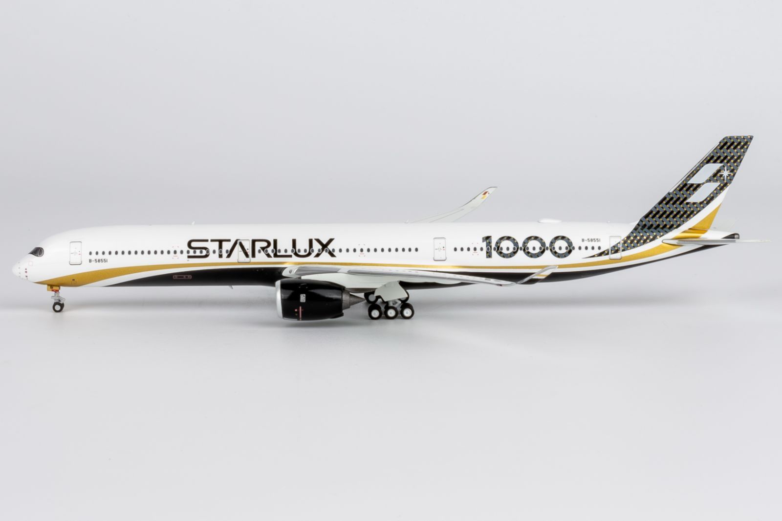 STARLUX AIRBUS A350-900 模型 537186 Herpa STARLUX Airlines / スターラックス航空 A350-900 B