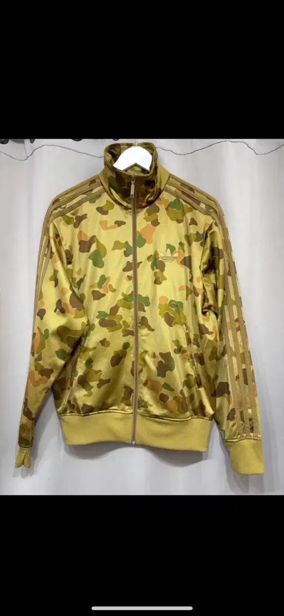 極美品】Combi ザエス エアー ISOFIX ZB-690 セール 新生児OK 極美品