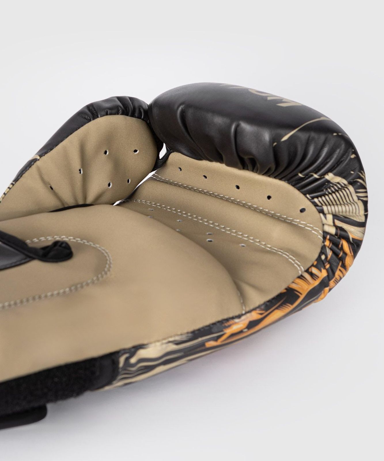 キックボクシング VENUM ボクシンググローブ　リングホーン　レガース VENUM ELITE ボクシンググローブ エリート 左右セット ボクシング