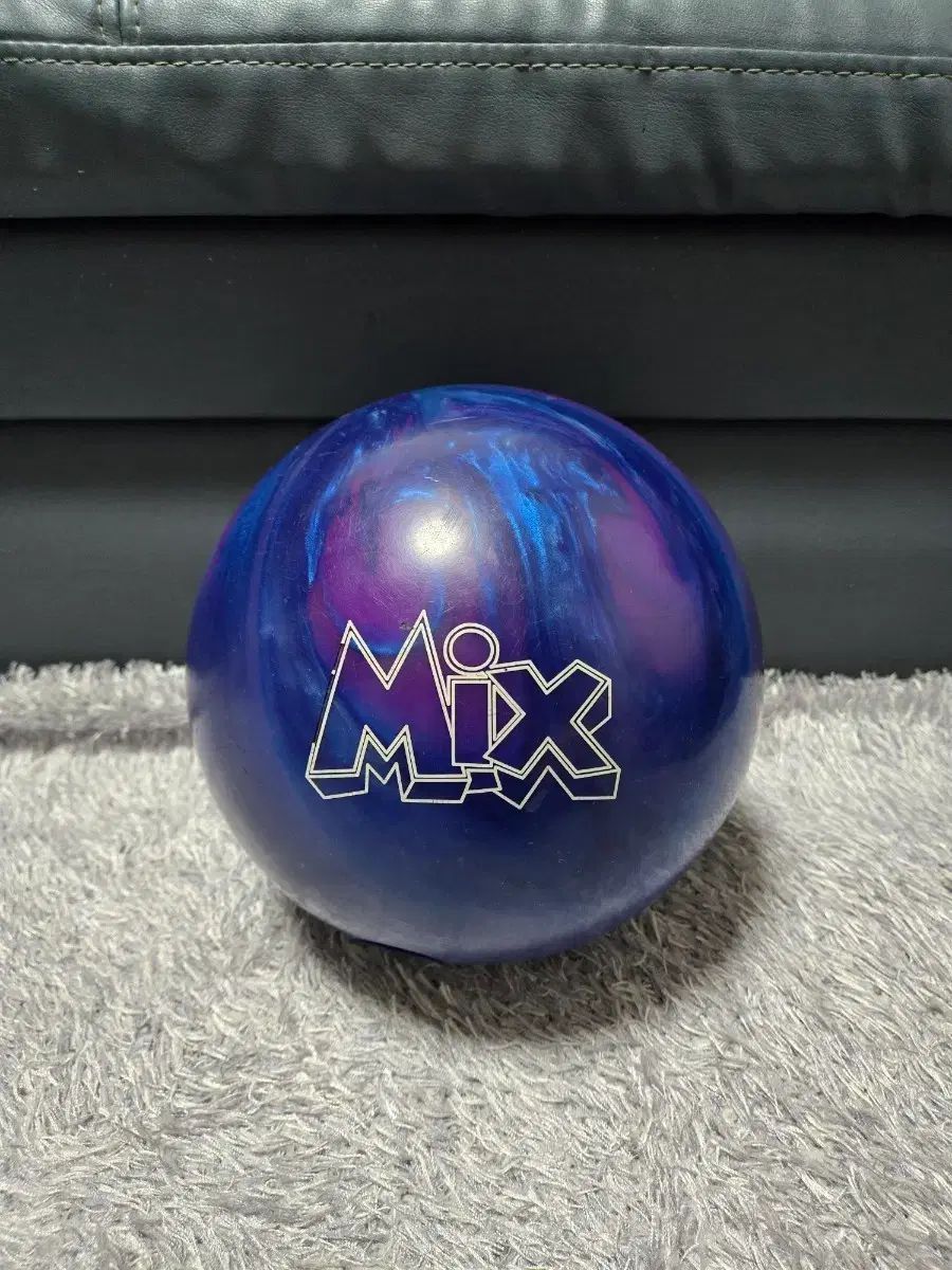 ◆BOWLING MANIA◆ ボウリングマニア スペアボール 15P サムレス ボーリング ストーム ミックス スペア スペアボール 15p - メルカリ