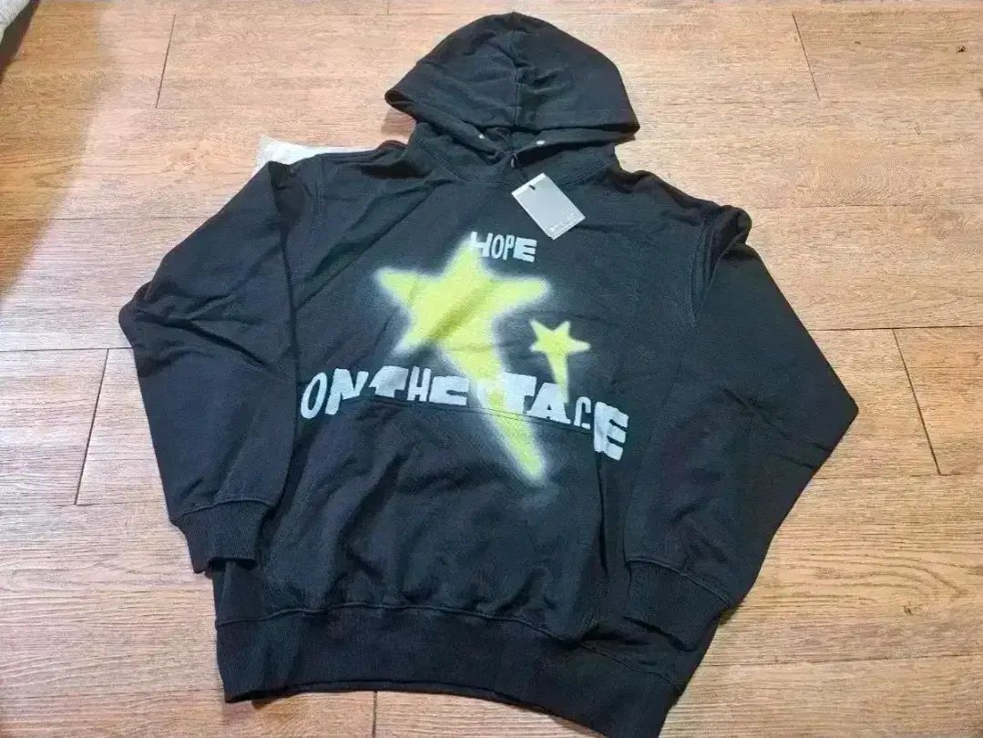 新品) bts ジェイホープ(J-HOPE・ホソク・ホビ) グッズ WHO Tシャツ 出品