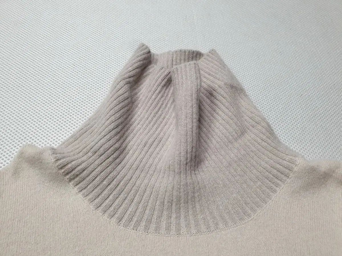 FABIANA FILIPPI カシミア混ブレンド タートルネック ニット