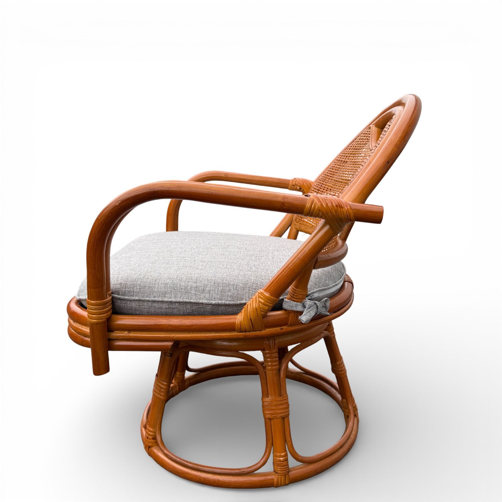 新品】360度回転 オンライン 天然ラタン 回転座椅子 籐 肘掛け付き