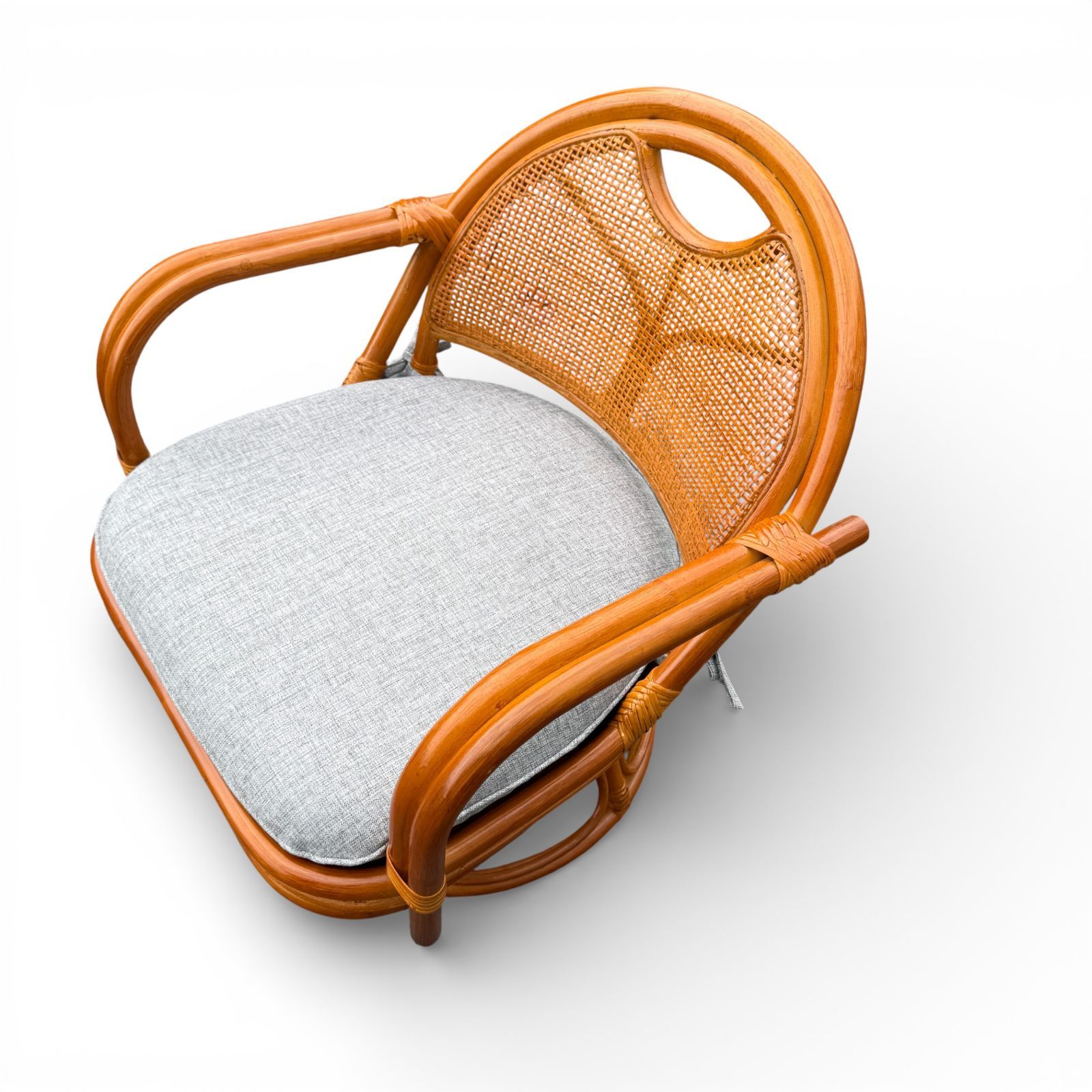 新品】360度回転 オンライン 天然ラタン 回転座椅子 籐 肘掛け付き