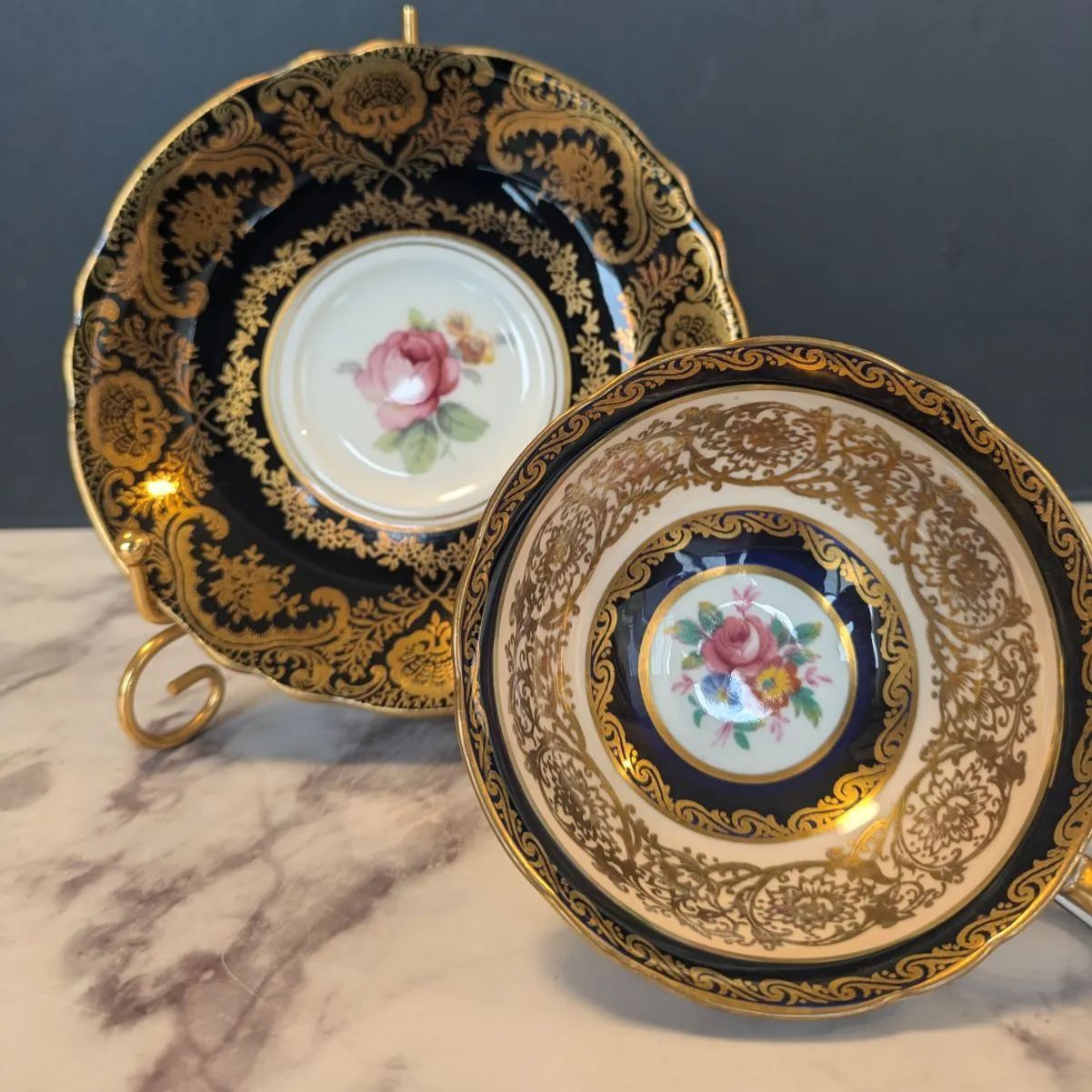 パラゴン E ローズ ブラック 金彩 トリオ カップ パラゴン E ローズ ブラック 金彩 トリオ カップ - メルカリ