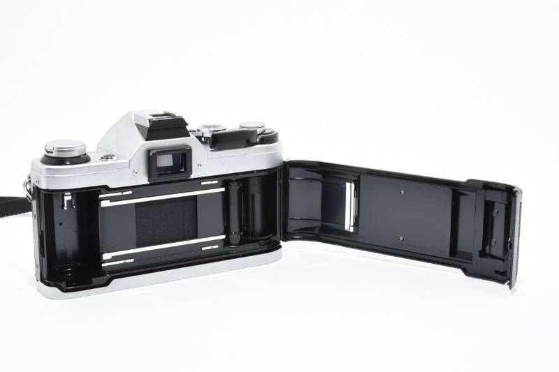 ☆動作確認OK☆ Canon キャノン AE-1 ボディ シルバー 8034-1 ☆動作確認OK☆ Canon キャノン AE-1 ボディ シルバー 8034-1 ☆動作