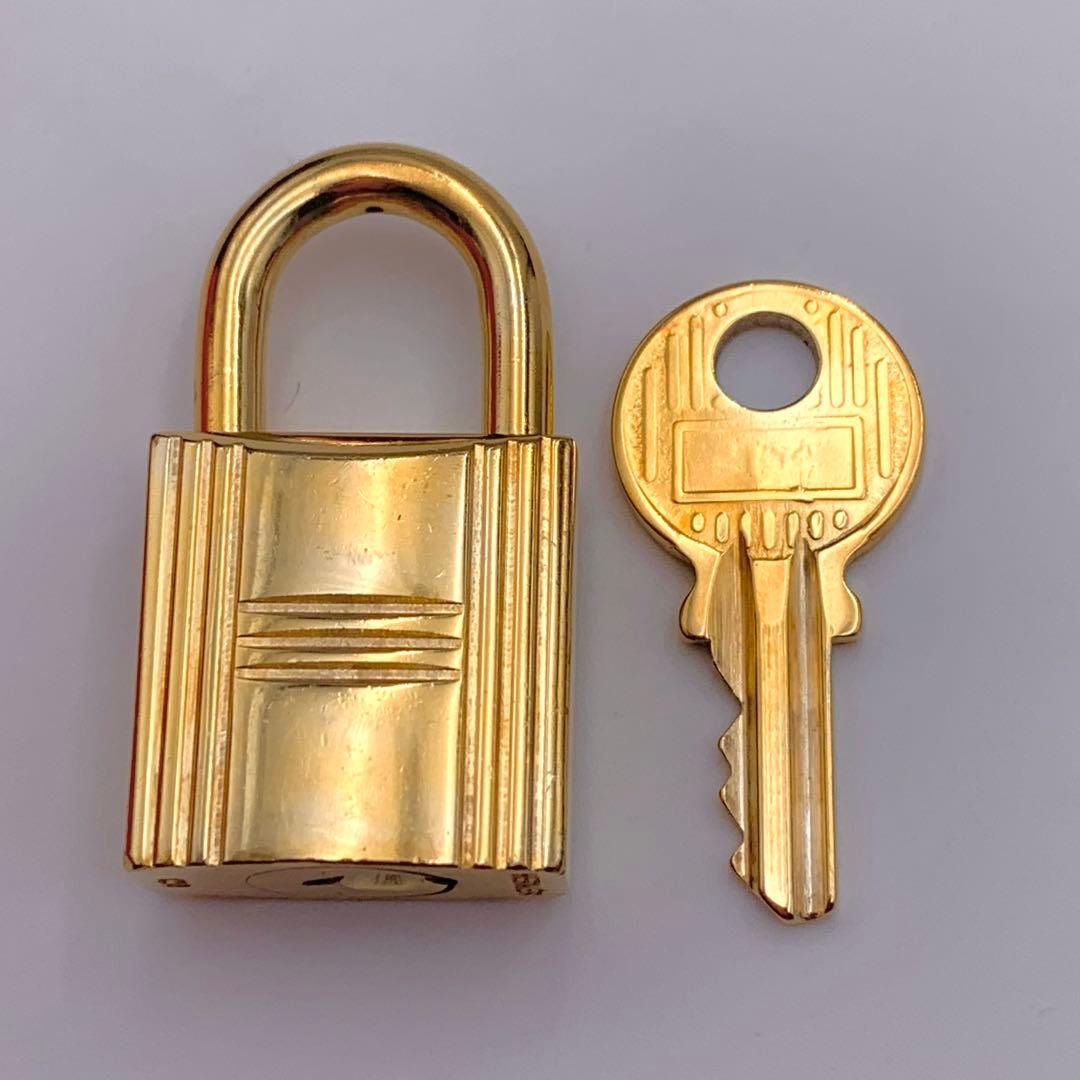 HERMESエルメス カデナ 104番 ゴールド 24Kメッキ 鍵付き 南京錠 エルメス カデナ 24Kメッキ No.104 104番 鍵付き カデナキー