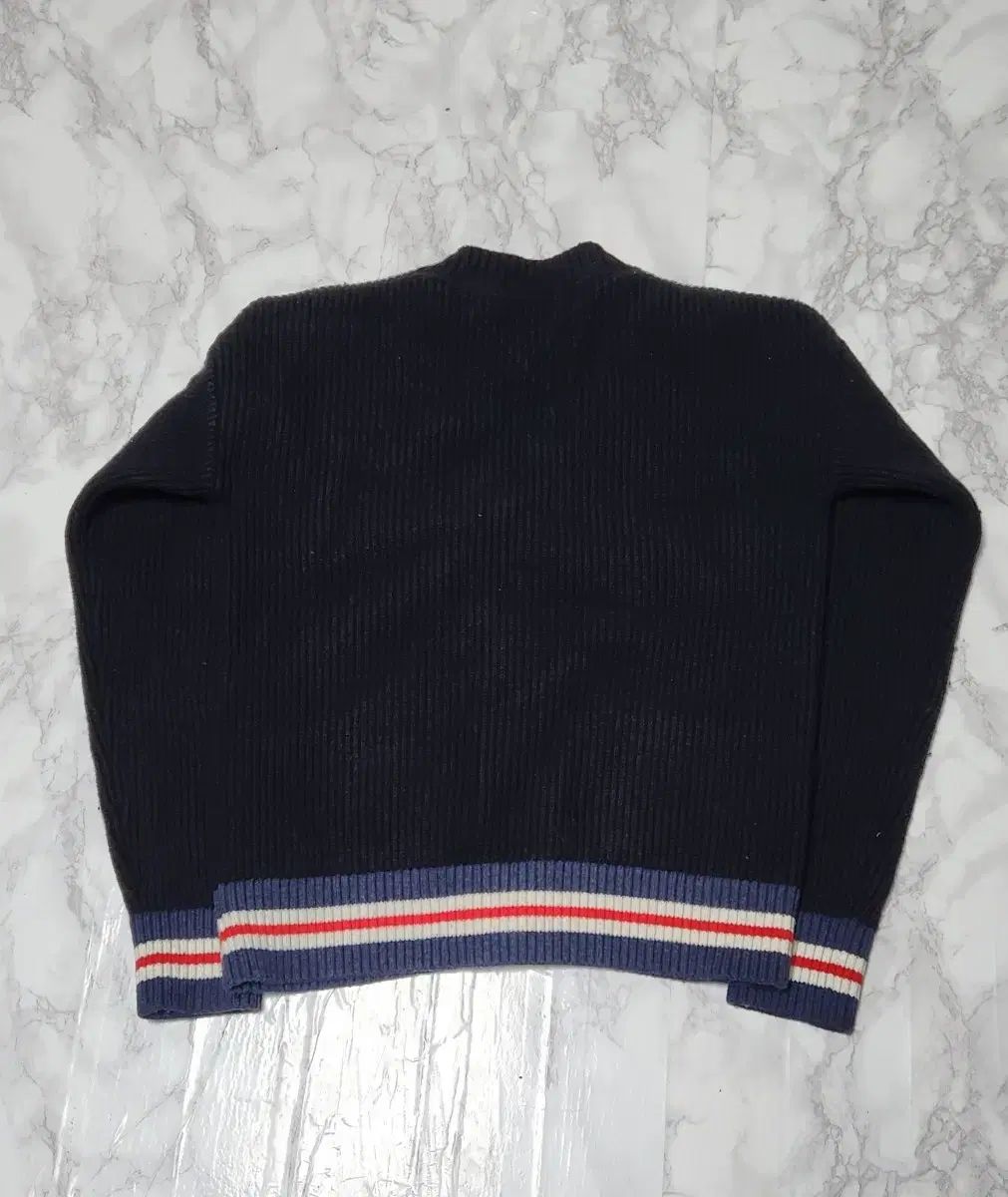 【新品】トミーヒルフィガー　黒　カーディガン　 XL バッジ　トリコロール Tommy Hilfiger お買い得品 トミーヒルフィガー バッジ オーバーサイズ
