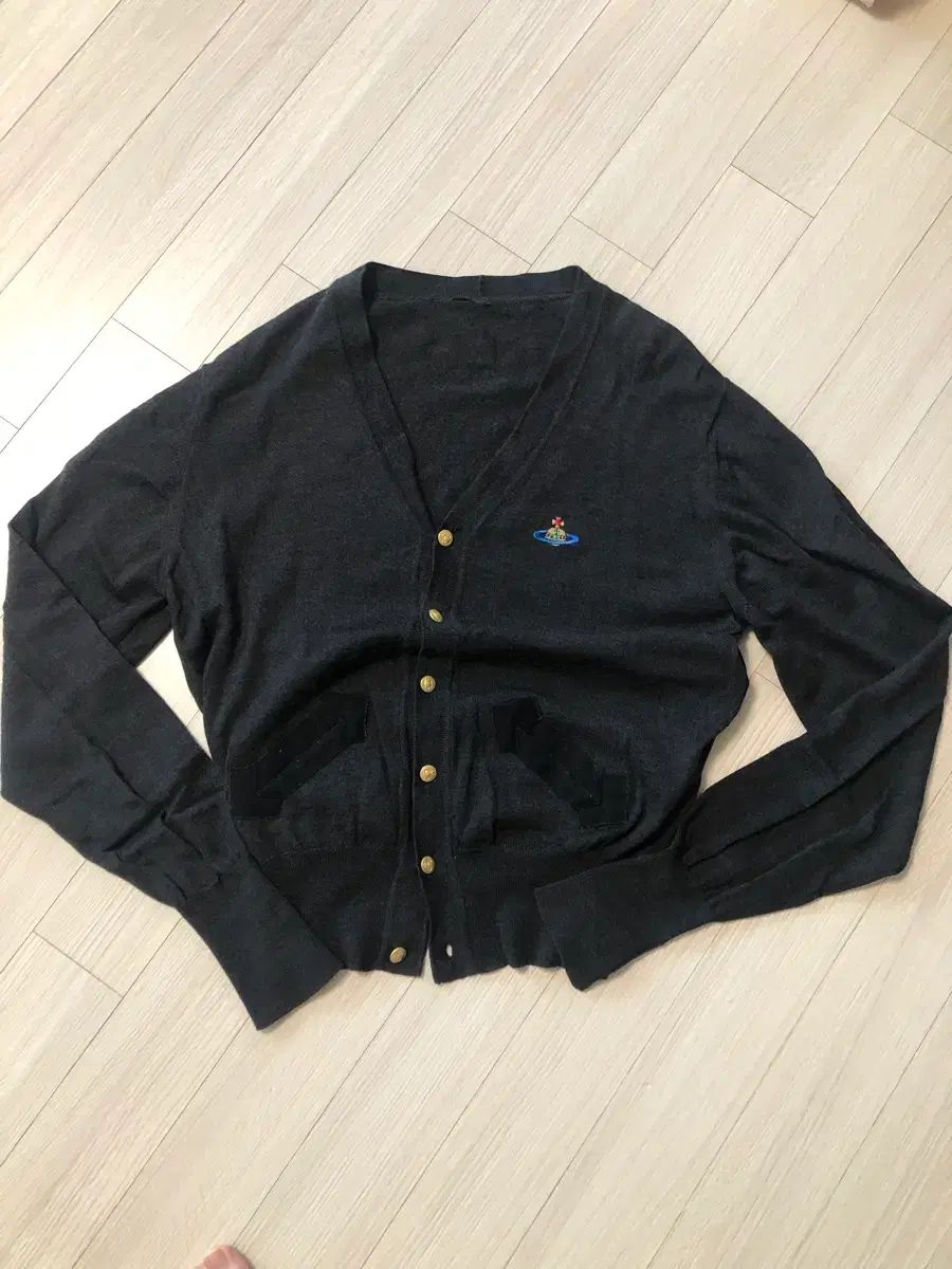 ヴィヴィアンウエストウッド スナップボタンカーディガン ブラック ヴィヴィアンウエストウッド スナップカーディガン Vivienne Westwood