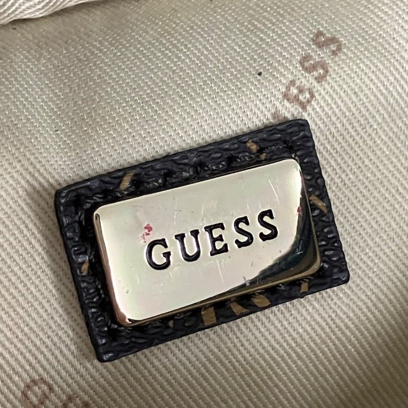 GUESS ゲス ショルダーバッグ ウエストポーチ 2WAY ボディバッグ 