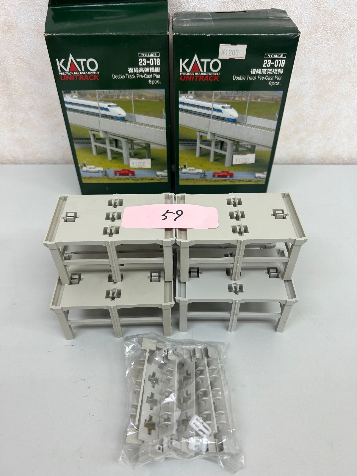 KATO Nゲージ 23-018 複線高架橋脚12本 - メルカリ