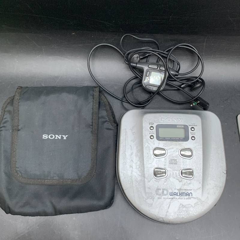 U386ソニー ポータブルCDプレーヤー WALKMAN ウォークマン SONY D-E500